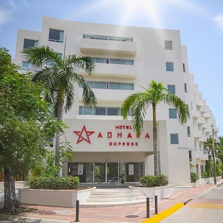 Adhara Express Hotel Cancún Exterior foto